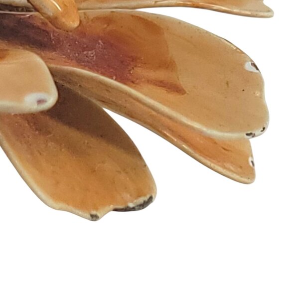 Vintage Enamel Flower Brooch Pin Brown Cream Retro Boho 3D 2.5" 1960s - Picture 3 of 8